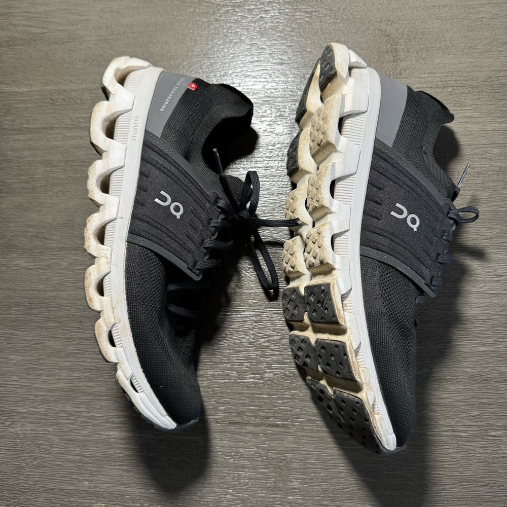 On Running Cloudswift Black And White Tennis Shoes Sneakers 11.5 - Picture 3 of 14